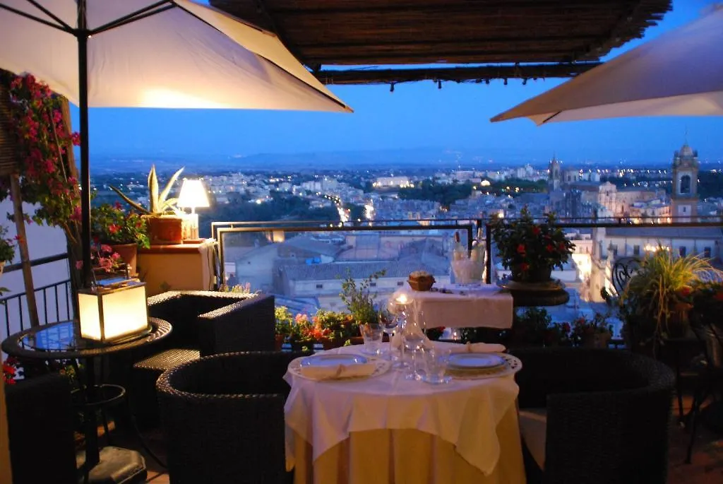 Casa Tipica Siciliana: Panoramic Terrace B&B Caltagirone Italy