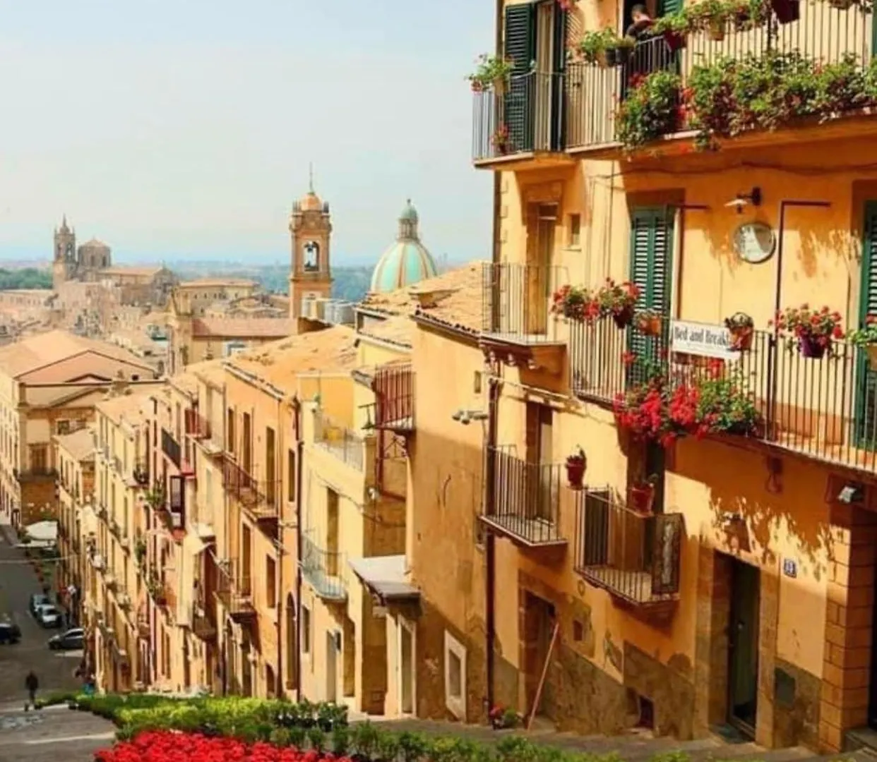 ** Bed & Breakfast Casa Tipica Siciliana: Panoramic Terrace B&B Caltagirone Italy