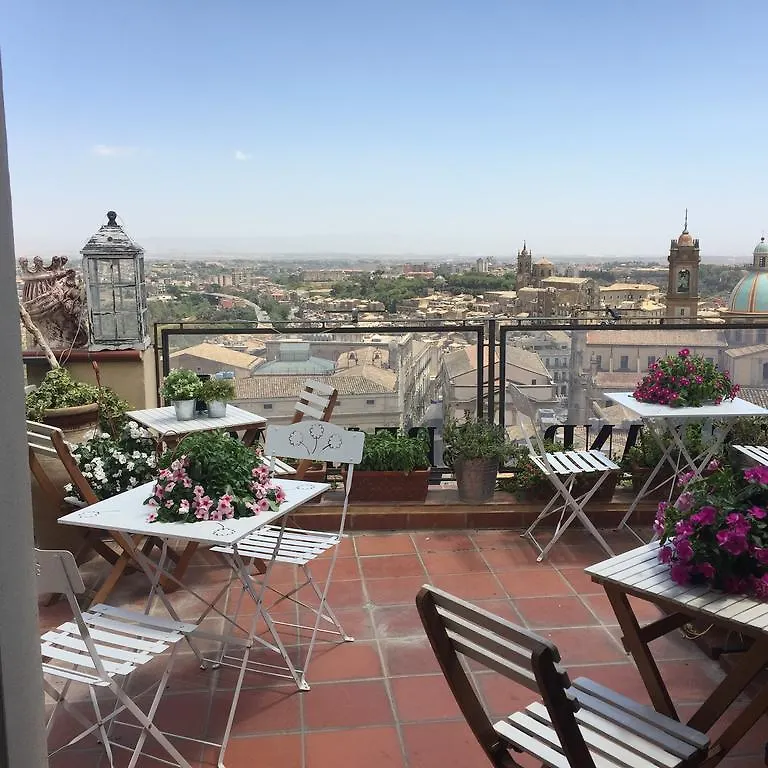 Casa Tipica Siciliana: Panoramic Terrace B&B Caltagirone 2*,  Italy